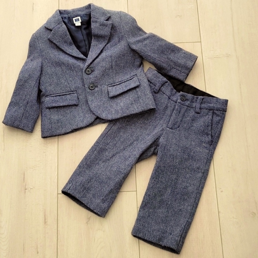 Janie and Jack wool suit blazer & pants. 12-18 months. Worn once.